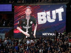 Dengan hasil ini, PSG untuk sementara menempati peringkat dua klasemen Grup C dengan tiga poin. Sementara Red Star ada di dasar klasemen dengan satu poin. REUTERS/Charles Platiau.