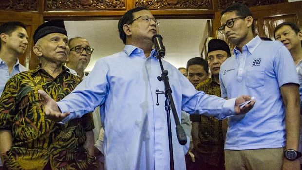 Ancam Buka Korupsi, Trik Amien Rais Hadapi Polisi dan Pilpres