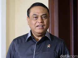 MenpanRB Beri Penghargaan pada 99 Inovasi Pelayanan Publik