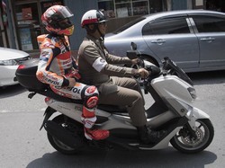 Marc Marquez Tidak Alergi Naik Motor Yamaha, Ini Buktinya