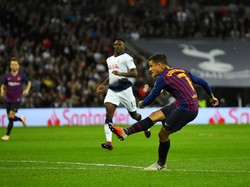 Barcelona bertandang ke Wembley, Kamis (4/10/2018) dinihari WIB di matchday 2 Liga Champions. Blaugrana langsung unggul di menit kedua melalui sepakan Philippe Coutinho. (Foto: Dylan Martinez/REUTERS)