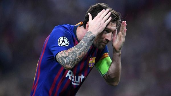 Selebrasi Messi: Cium Sepatu, Jemur Baju, dan Kiss Bye