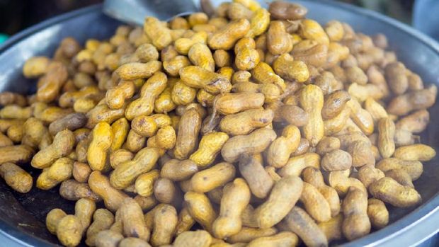 ubi rebus dan kacang rebus