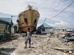 Facebook dan WhatsApp Donasikan Rp 15 M buat Korban Gempa Sulteng