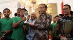 Senyum Cemerlang Timnas U-16 Saat Bertemu Jokowi