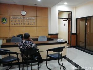 KPK Segel 5 Ruang Dinas Pemkot Pasuruan KPK Segel 5 Ruang Dinas Pemkot Pasuruan