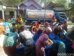 Ironis, Kekeringan di Lamongan Meluas Tapi Dana Air Bersih Habis