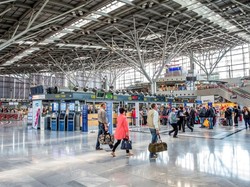 Lalai, Pasangan Traveler Tinggalkan Anak Umur 5 Tahun di Bandara