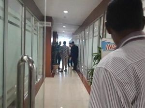 Pegawai Pajak Kena OTT KPK, Pelayanan KPP Ambon Seperti Biasa Pegawai Pajak Kena OTT KPK, Pelayanan KPP Ambon Seperti Biasa