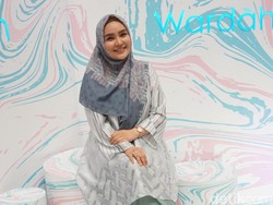 Wow! Baju Ria Miranda Kini Jadi Investasi Hijabers, Dijual Lagi Lebih Mahal