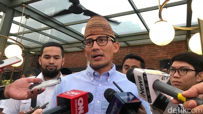 Cerita Politik Sandiaga: Chicken Rice hingga Brongkos Cerita Politik Sandiaga: Chicken Rice hingga Brongkos