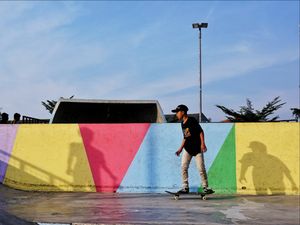 Dua bayangan