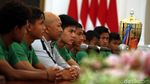 Senyum Cemerlang Timnas U-16 Saat Bertemu Jokowi