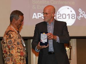 Lifetime Achievement untuk Dirut PSN