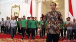 Senyum Cemerlang Timnas U-16 Saat Bertemu Jokowi