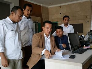 Ramai-ramai Laporkan Penebar Hoaks ke Polisi