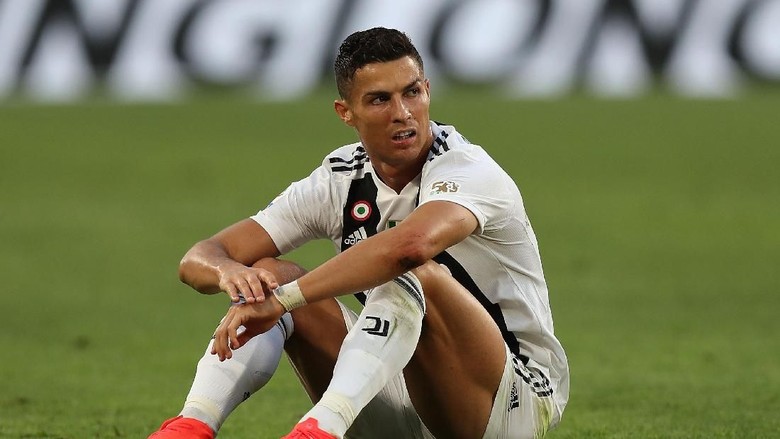 Ronaldo Diklaim Siap Diperiksa Polisi Terkait Kasus Pemerkosaan Ronaldo Diklaim Siap Diperiksa Polisi Terkait Kasus Pemerkosaan