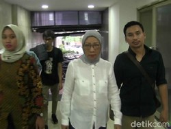 Dibawa ke Ruang Pemeriksaan, Ratna Sarumpaet Mengaku Sehat