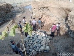 Seorang Pemuda di Trenggalek Ditemukan Tewas Tertimbun Longsor
