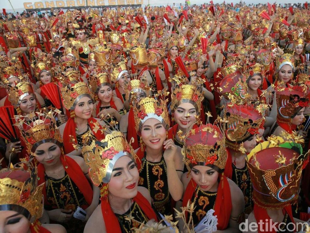 Banyuwangi Punya Festival Terbanyak di Indonesia, Apa Rahasianya? Banyuwangi Punya Festival Terbanyak di Indonesia, Apa Rahasianya?