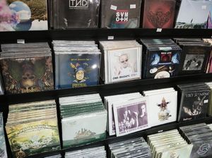 Berburu Kaset dan Piringan Hitam di Synchronize Fest 2018