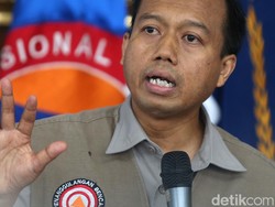 Cuitan Bencana Tak Direspon Ridwan Kamil, Sutopo Mention Raisa