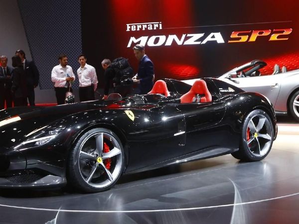 Potret Mobil Baru Cristiano Ronaldo Senilai Rp 26 Miliaran