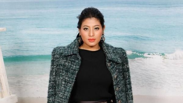 Dulu Atlet Badminton, Putri Raja Thailand Ini Eksis di Paris Fashion Week
