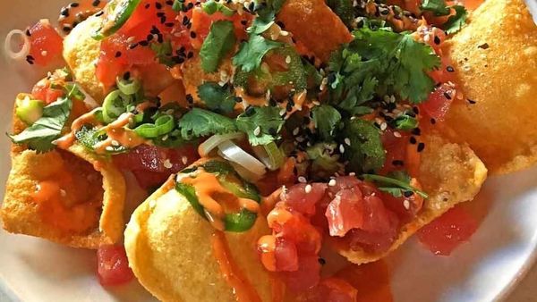 Yummy! Kriuk Nachos Beragam Topping yang Pas Buat Ngemil Sore