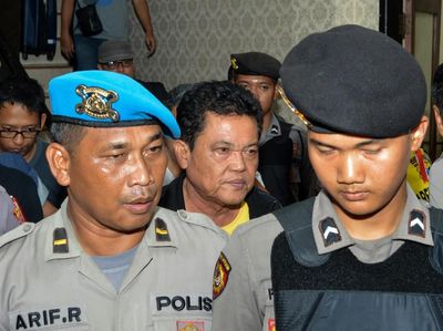 Momen Saat Wali Kota Pasuruan Digiring ke KPK