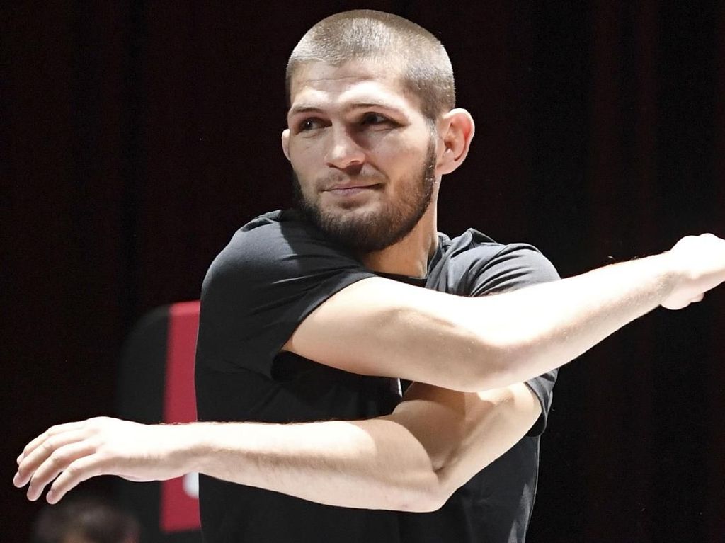 Jika Tarung di MMA, Mayweather Jadi Mangsa Empuk Khabib Nurmagomedov Jika Tarung di MMA, Mayweather Jadi Mangsa Empuk Khabib Nurmagomedov