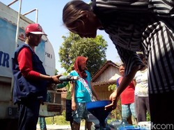 Gubernur Ganjar Klaim Tidak Ada Kekurangan Air Bersih di Jateng