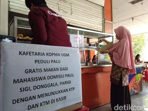 Kopma UGM Sediakan Makan Gratis untuk Mahasiswa Sulteng di DIY