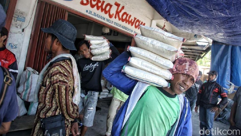 Pasar Manonda Palu Mulai Pulih Pasar Manonda Palu Mulai Pulih