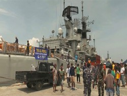 Kapal TNI AL Pembawa Bantuan Tiba di Sulteng