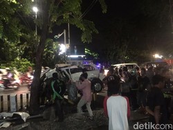 2 Kendaraan Terseret Mutiara Timur, Polisi: Palang Pintu Tak Ditutup