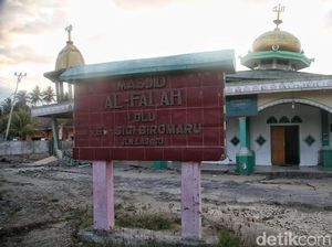 Masjid Al-Falah dan Al-Aswad Rusak Akibat Gempa di Palu