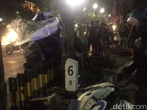 Ini Penjelasan Daop 8 Soal Dua Kendaraan Terseret Mutiara Timur