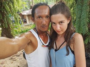 Viral Pose dengan Gadis Cantik Rusia, Manusia Gua Diperiksa