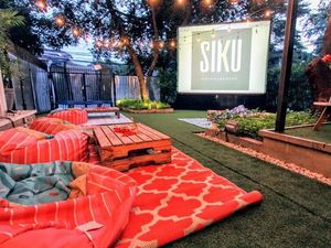 Bisa Nyantai Sambil Makan Enak di 5 Resto Taman di Jaksel