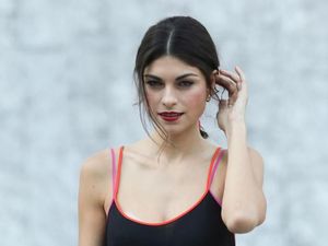 Seksinya Model Lingerie Penakluk Hati 2 Pebalap, Rossi dan Alonso Seksinya Model Lingerie Penakluk Hati 2 Pebalap, Rossi dan Alonso