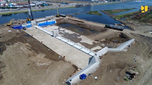 Penampakan Proyek Anti Banjir Semarang