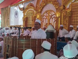 PWNU Jatim: Terlalu Mahal Gara-gara Pilpres Kita Pecah Belah PWNU Jatim: Terlalu Mahal Gara-gara Pilpres Kita Pecah Belah