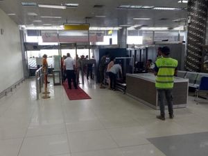 Sepekan Pasca Gempa Terminal Bandara Palu Kembali Beroperasi