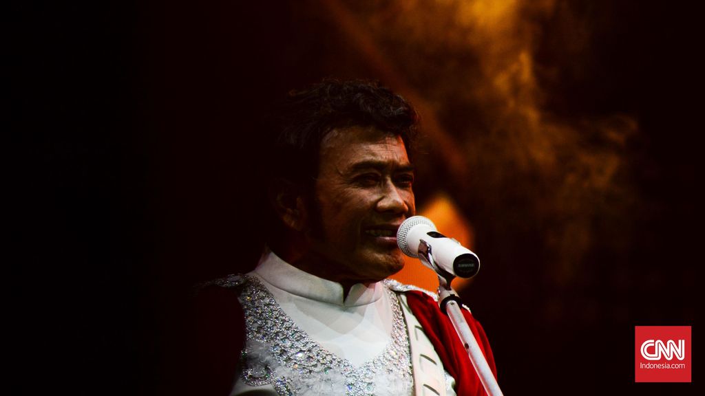Rhoma Irama dan Soneta tampil sebagai penutup Synchronize Fest 2018 hari kedua. Tampil selama satu setengah jam, mereka membuat penonton yang henti bernyanyi dan berjoget.