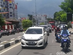 Sepekan Pasca Gempa, Aktivitas Warga di Kota Palu Mulai Ramai