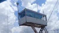 Dari Kotak Portable Ini Pesawat di Bandara Palu Dikendalikan