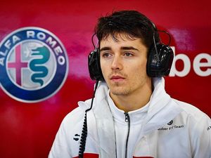 Si Ganteng Charles Leclerc, Pebalap F1 yang Buat Hati Wanita Bergetar