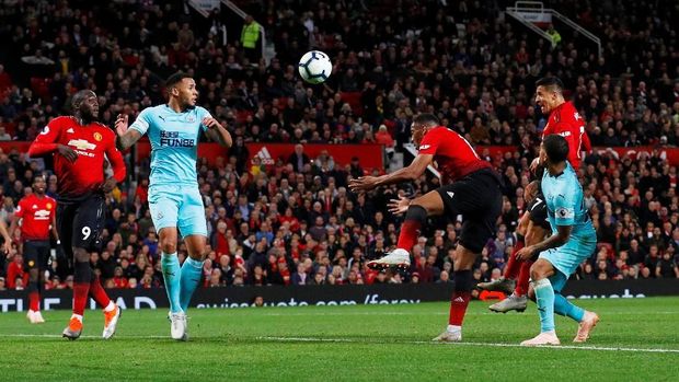 Kemenangan atas Newcastle disebut-sebut menyelamatkan Mourinho dari pemecatan.