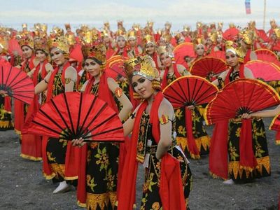 Melihat Lagi Keindahan Gandrung Sewu yang Ditolak FPI Banyuwangi